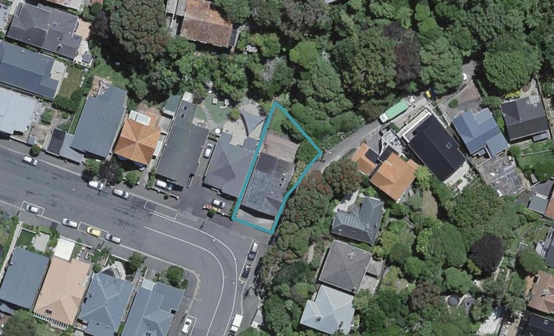 2 Ngaio Road, Kelburn, Wellington - Carousel 1