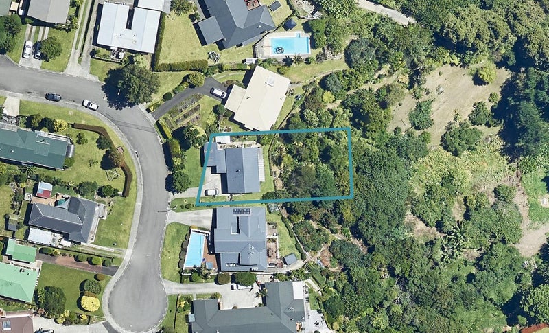 22 Claremont Terrace, Otumoetai, Tauranga - Carousel 1