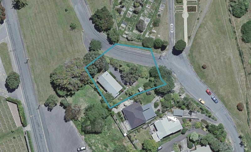 21 Seaforth Terrace, Karori, Wellington - Carousel 1
