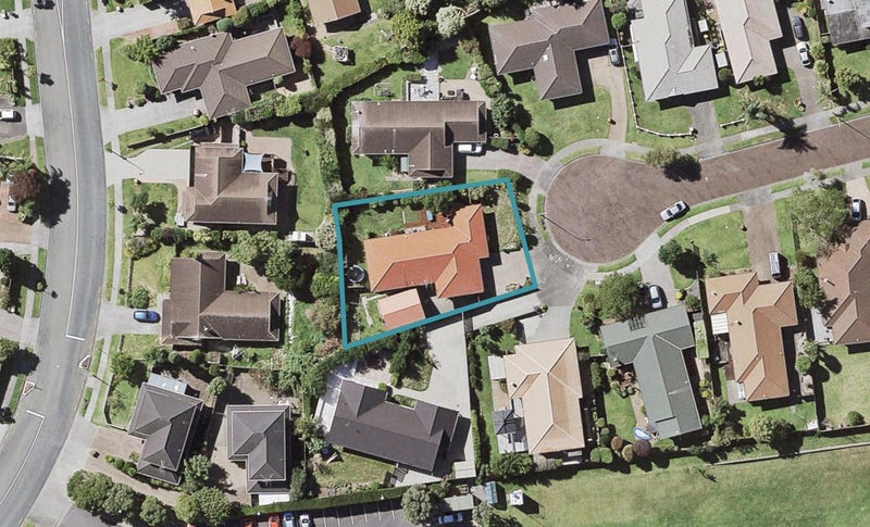 15 Crescent Hills Court, Northpark, Auckland - Carousel 1