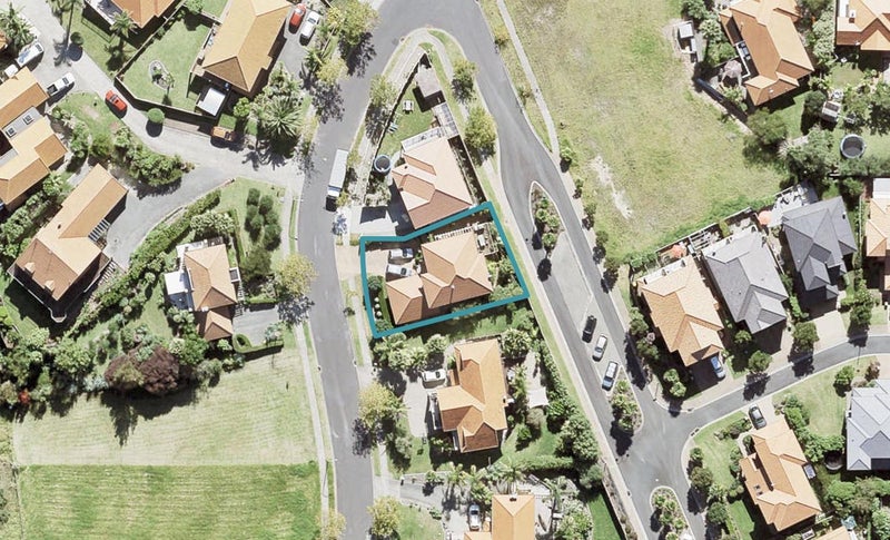 19 Voyager Drive, Gulf Harbour, Whangaparaoa - Carousel 1