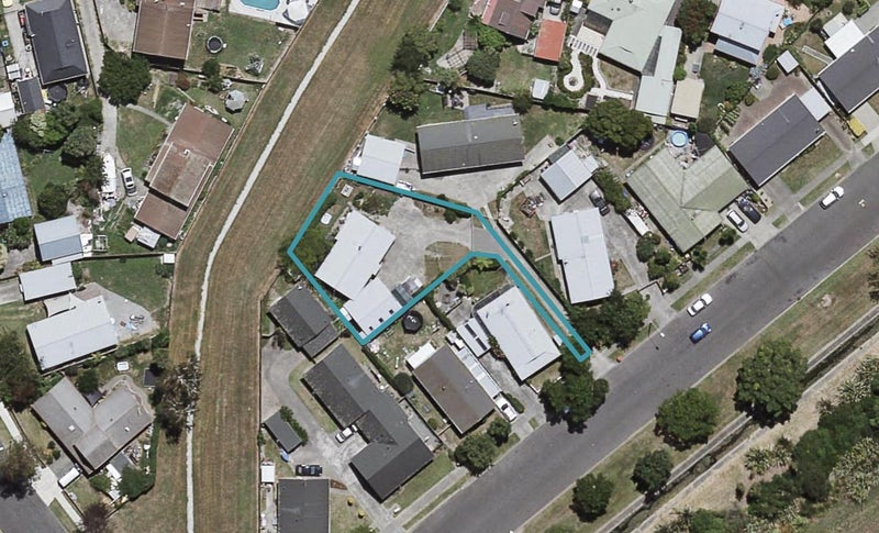 24 Spriggs Crescent, Greenmeadows, Napier - Carousel 1