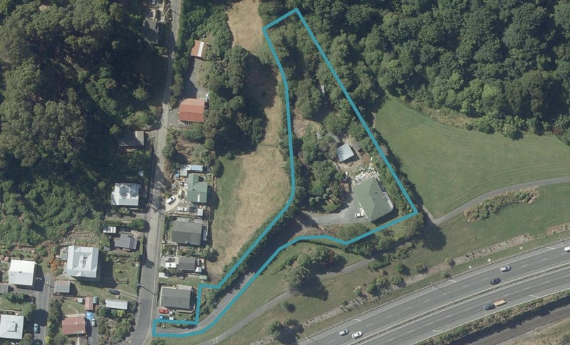 33 Barnes Drive, Caversham, Dunedin - Carousel 1