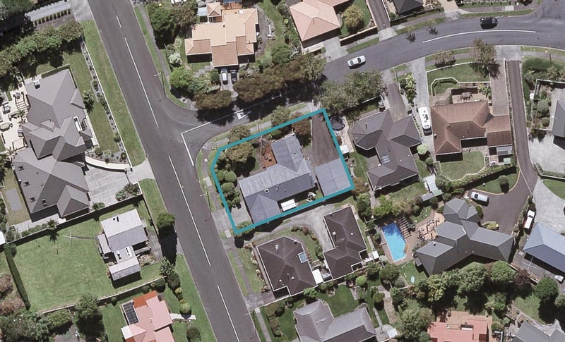 17 Veale Road, Frankleigh Park, New Plymouth - Carousel 1