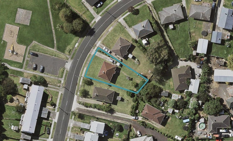 21 Pearl Baker Drive, Otara, Auckland - Carousel 1