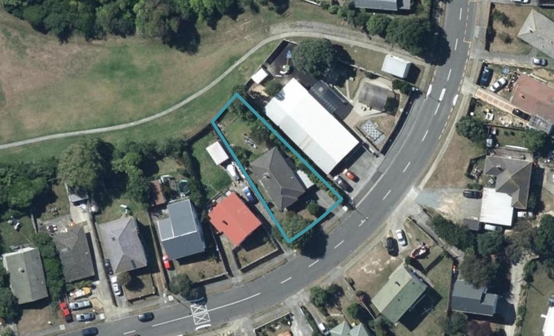 50 Takapuwahia Drive, Takapuwahia, Porirua - Carousel 1