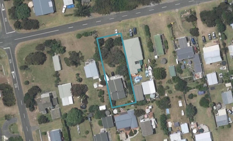 12 Wharfdale Crescent, Mangawhai Heads, Mangawhai - Carousel 1