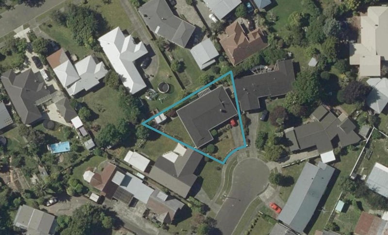 14 Anaru Place, Awapuni, Palmerston North - Carousel 1