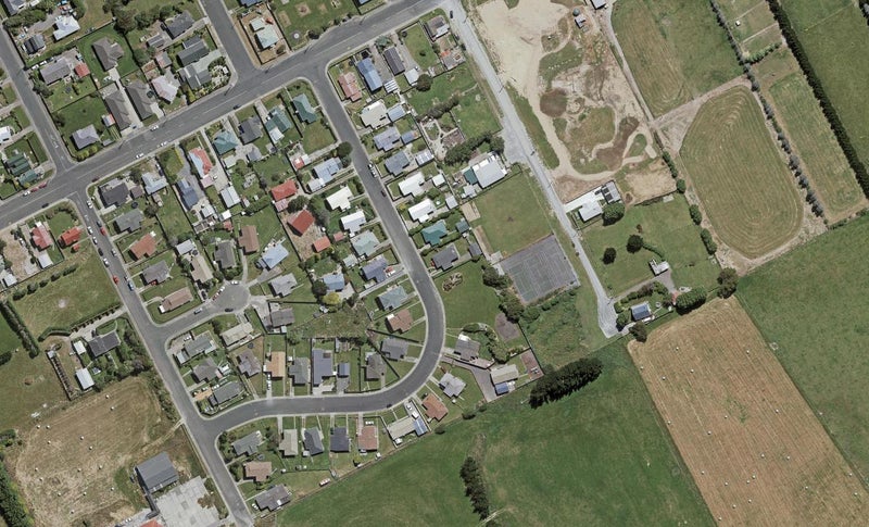 22 Ottrey Street, Clifton, Invercargill - Carousel 1