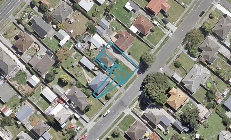 2/33 Sladden Street, Naenae, Lower Hutt - Carousel 1