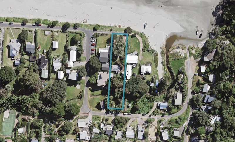 1C The Strand, Onetangi, Waiheke Island - Carousel 1