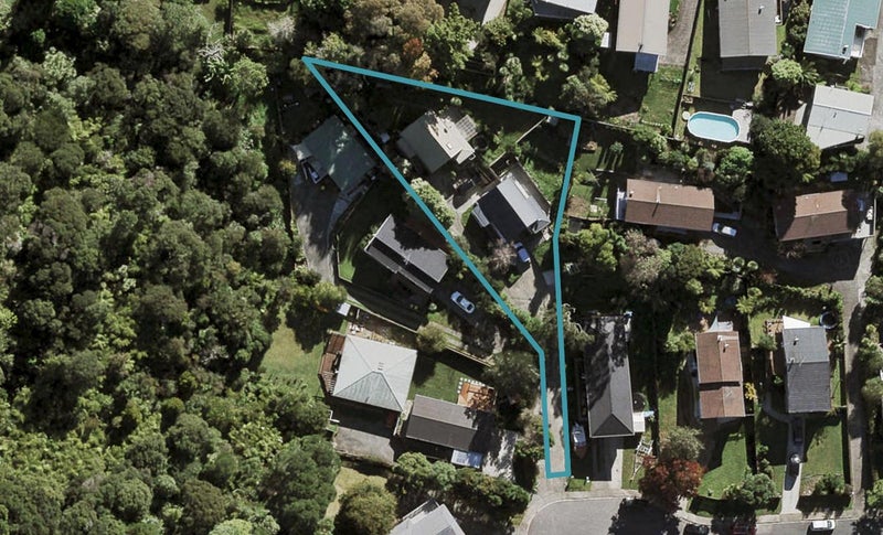 2/19 Jenanne Place, Totara Vale, Auckland - Carousel 1