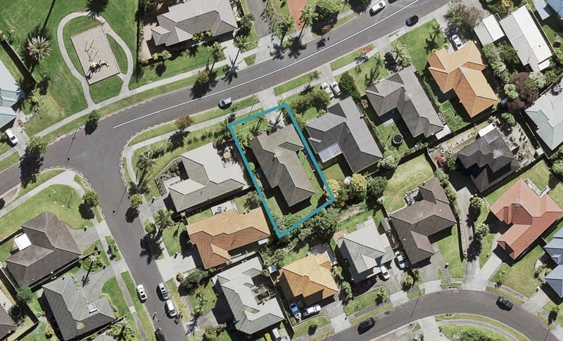 83 Bluebird Crescent, Unsworth Heights, Auckland - Carousel 1