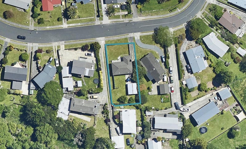 44 Alison Street, Mangakakahi, Rotorua - Carousel 1