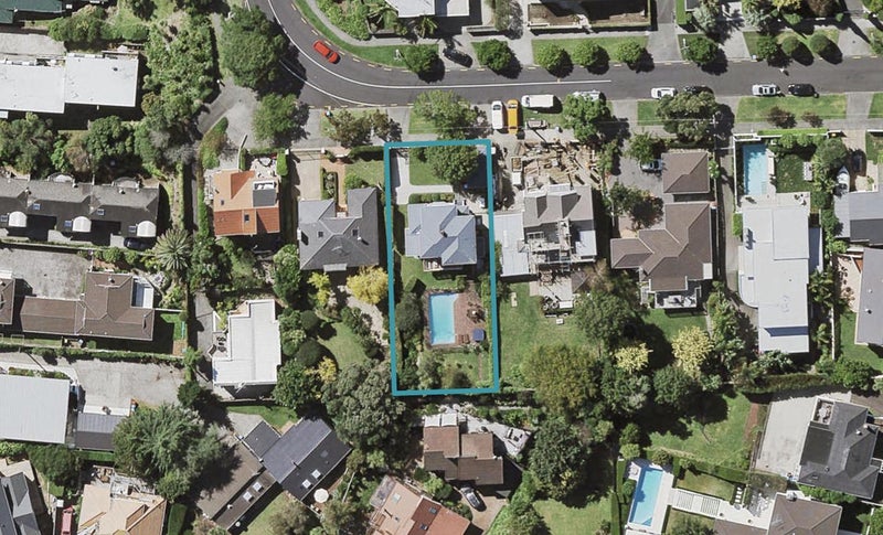 13 Ronaki Road, Mission Bay, Auckland - Carousel 1