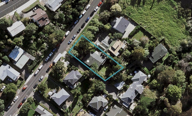 16 St Peters Street, Northcote, Auckland - Carousel 1