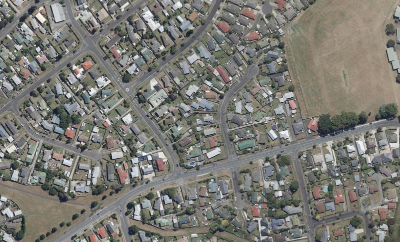 2/7 Sundown Crescent, Melville, Hamilton - Carousel 1
