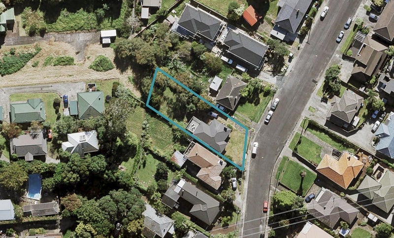 7 Eaton Road, Hillsborough, Auckland - Carousel 1