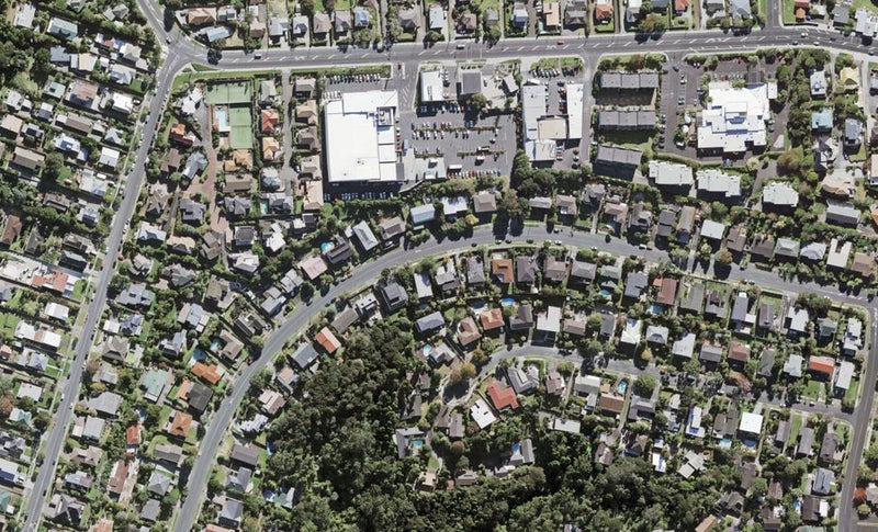 56 Chelsea View Drive, Chatswood, Auckland - Carousel 1