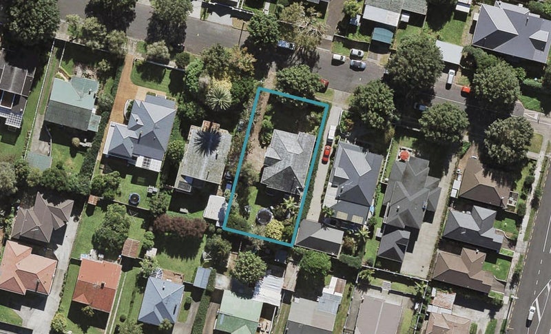 8 Acorn Street, Royal Oak, Auckland - Carousel 1