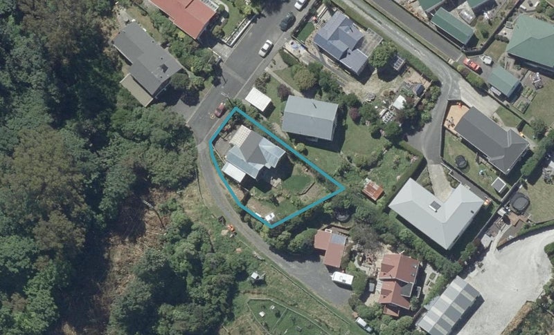 10 Helensburgh Road, Halfway Bush, Dunedin - Carousel 1