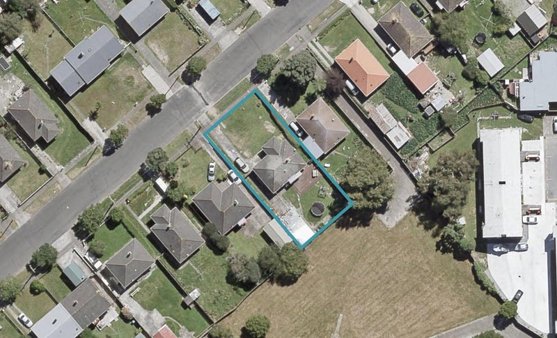 130 Molesworth Street, Taita, Lower Hutt - Carousel 1