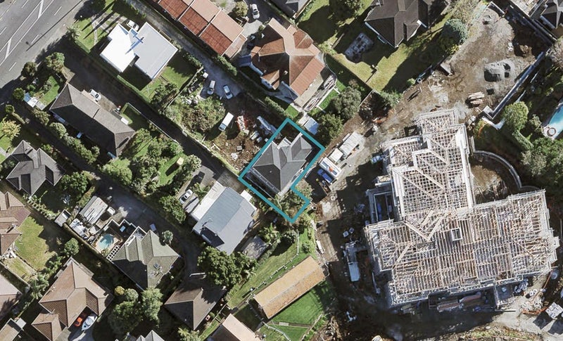 1036 New North Road, Mount Albert, Auckland - Carousel 1