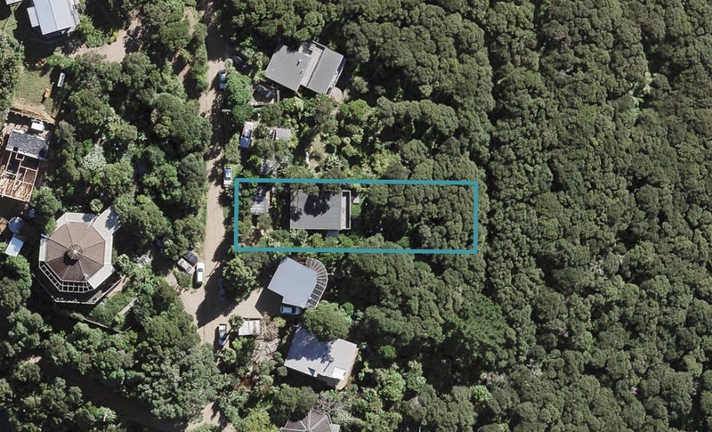 10 Bella Vista Road, Omiha, Waiheke Island - Carousel 1
