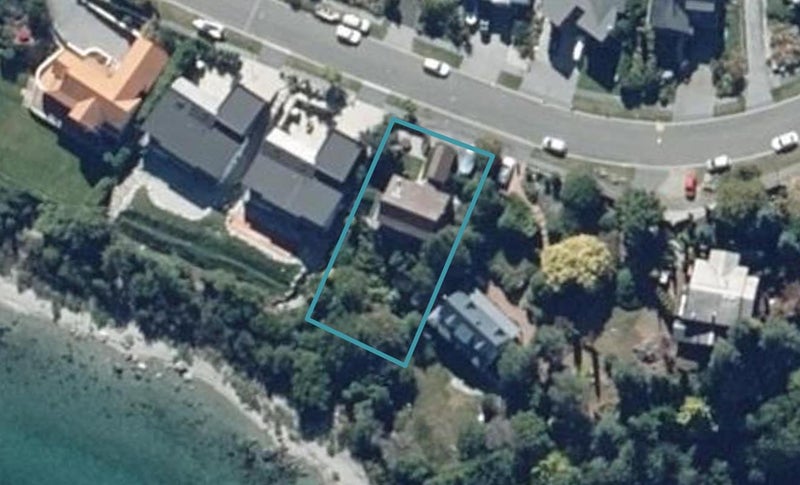 80 Cedar Drive, Kelvin Heights, Queenstown - Carousel 1