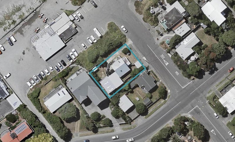 2 Waimea Road, Waikanae Beach, Waikanae - Carousel 1