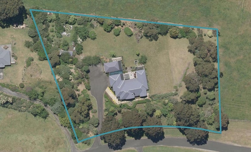 11 Edmonds Drive, Otamatea, Whanganui - Carousel 1