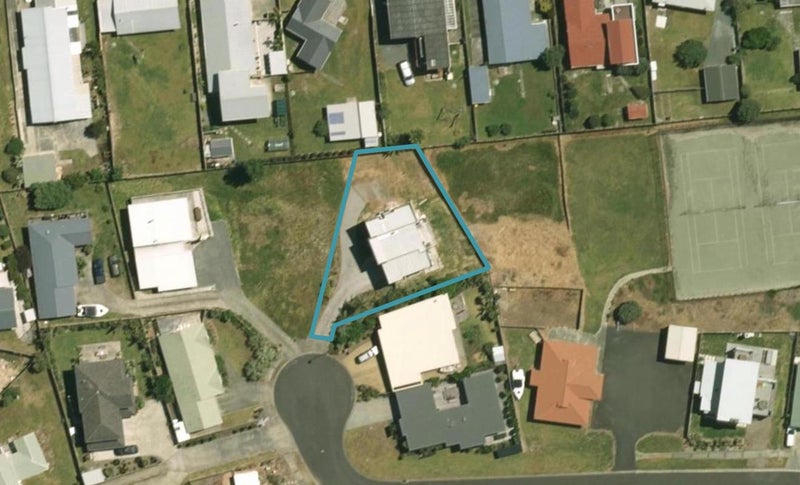 16 Surfside Lane, Ruakaka - Carousel 1
