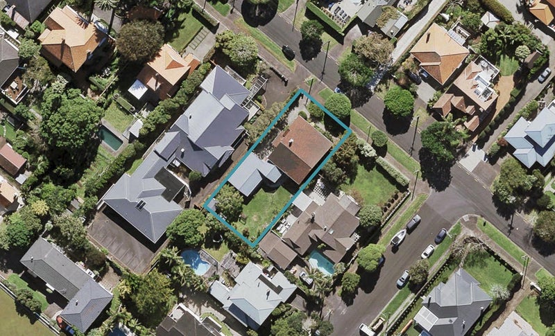 47 Lloyd Avenue, Mount Albert, Auckland - Carousel 1