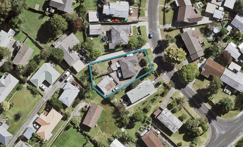 5 Pankhurst Place, Sunnyvale, Auckland - Carousel 1