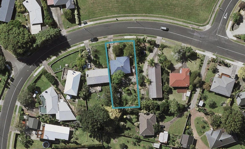 72 Cardiff Road, Pakuranga, Auckland - Carousel 1