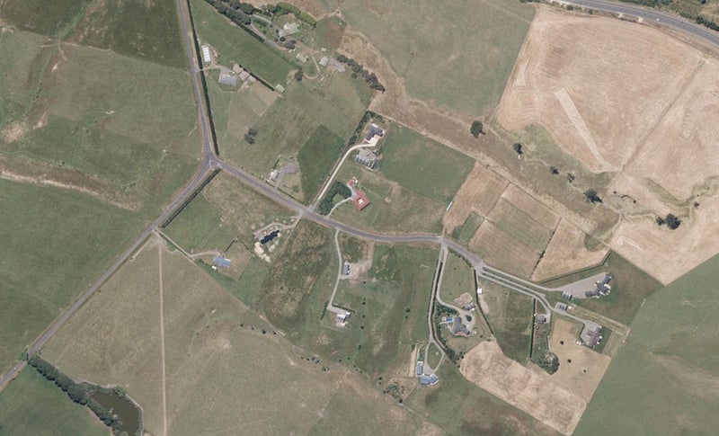 18 Sutherland Road, Sanson, Palmerston North - Carousel 1