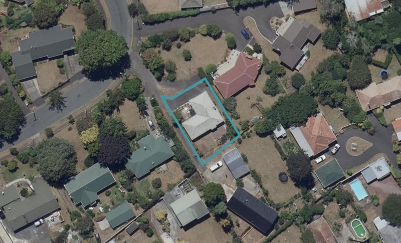 11 Corrin Street, Melville, Hamilton - Carousel 1