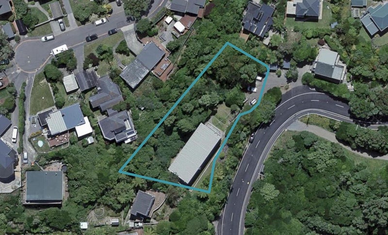 2/31 Homebush Road, Khandallah, Wellington - Carousel 1