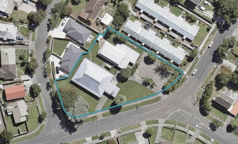 47 Reynolds Street, TAITA, LOWER HUTT - Carousel 1