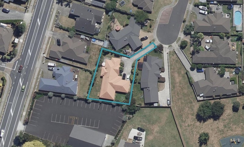 14 Lockhart Place, Rototuna, Hamilton - Carousel 1
