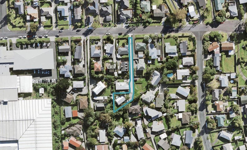 59A Totara Road, Te Atatu Peninsula, Auckland - Carousel 1