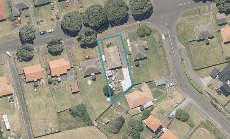 31 Harper Street, Gonville, Whanganui - Carousel 1