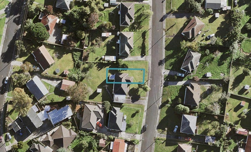 3 Sanft Avenue, Mount Roskill, Auckland - Carousel 1