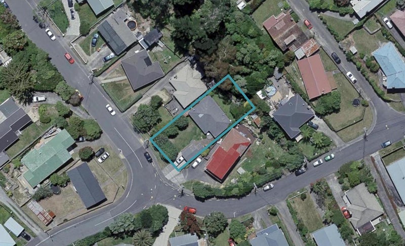 41 Black Rock Road, Newlands, Wellington - Carousel 1