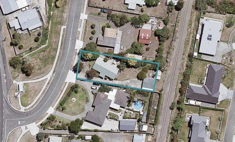 4 Rogers Road, Bay View, Napier - Carousel 1