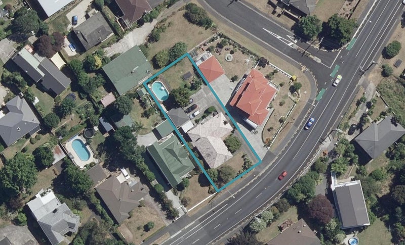 44 Forest Lake Road, Forest Lake, Hamilton - Carousel 1