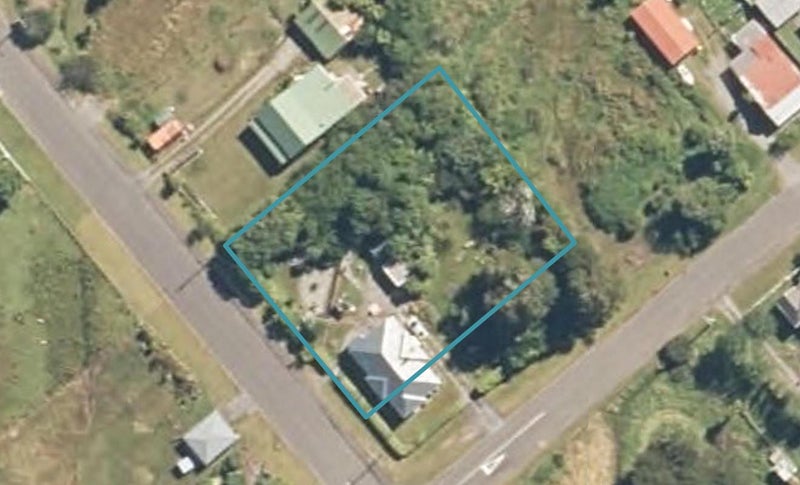 75 Tui Street, Kumara, Greymouth - Carousel 1