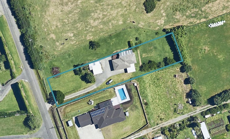 72 Tangitu Road, Te Puna, Tauranga - Carousel 1
