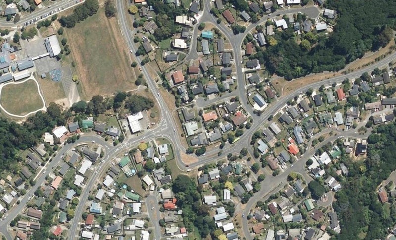 11 Azimuth Place, Whitby, Porirua - Carousel 1