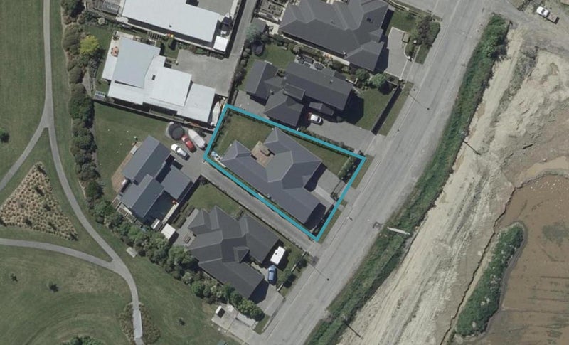 44 Worsleys Road, Cracroft, Christchurch - Carousel 1